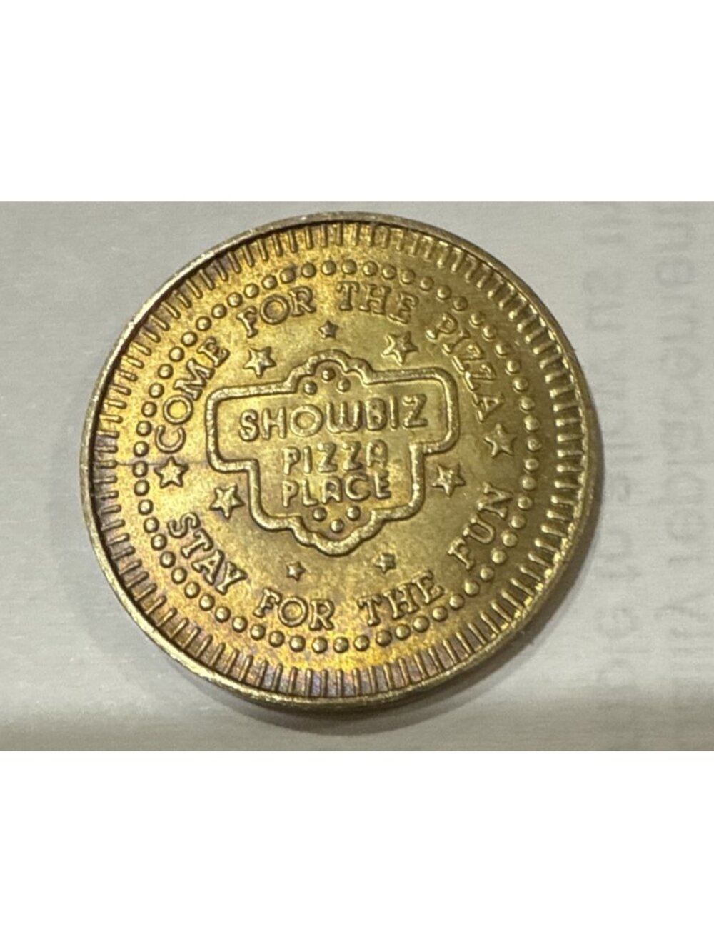 Vintage SHOWBIZ PIZZA PLACE Arcade Game Brass TOKEN Coin Rockafire Explosion (1)